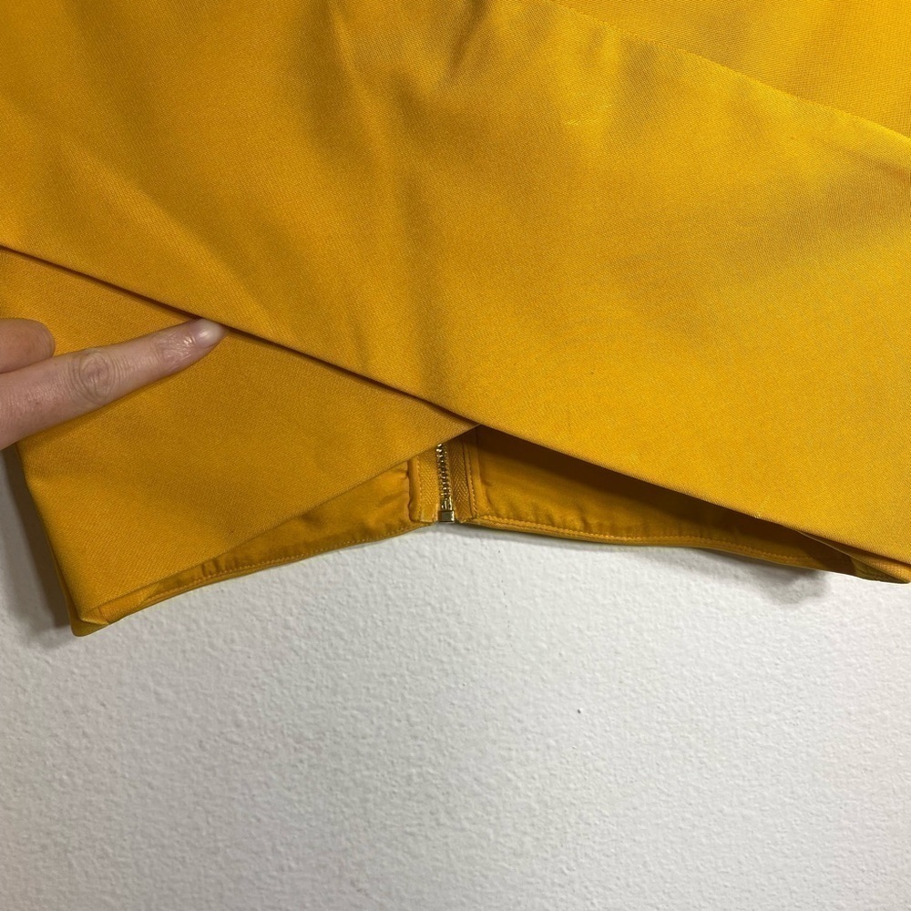 CUSHNIE ET OCHS Issa Yellow Off-The-Shoulder Cross Panel Crop Top SzM /US6 - Picture 7 of 16